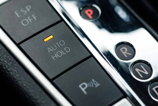 Auto Hold Ne İşe Yarar?
